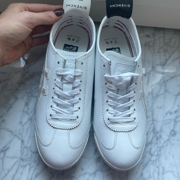 Givenchy X Onitsuka Tiger leather embroidered accent sneakers - Picture 2 of 5